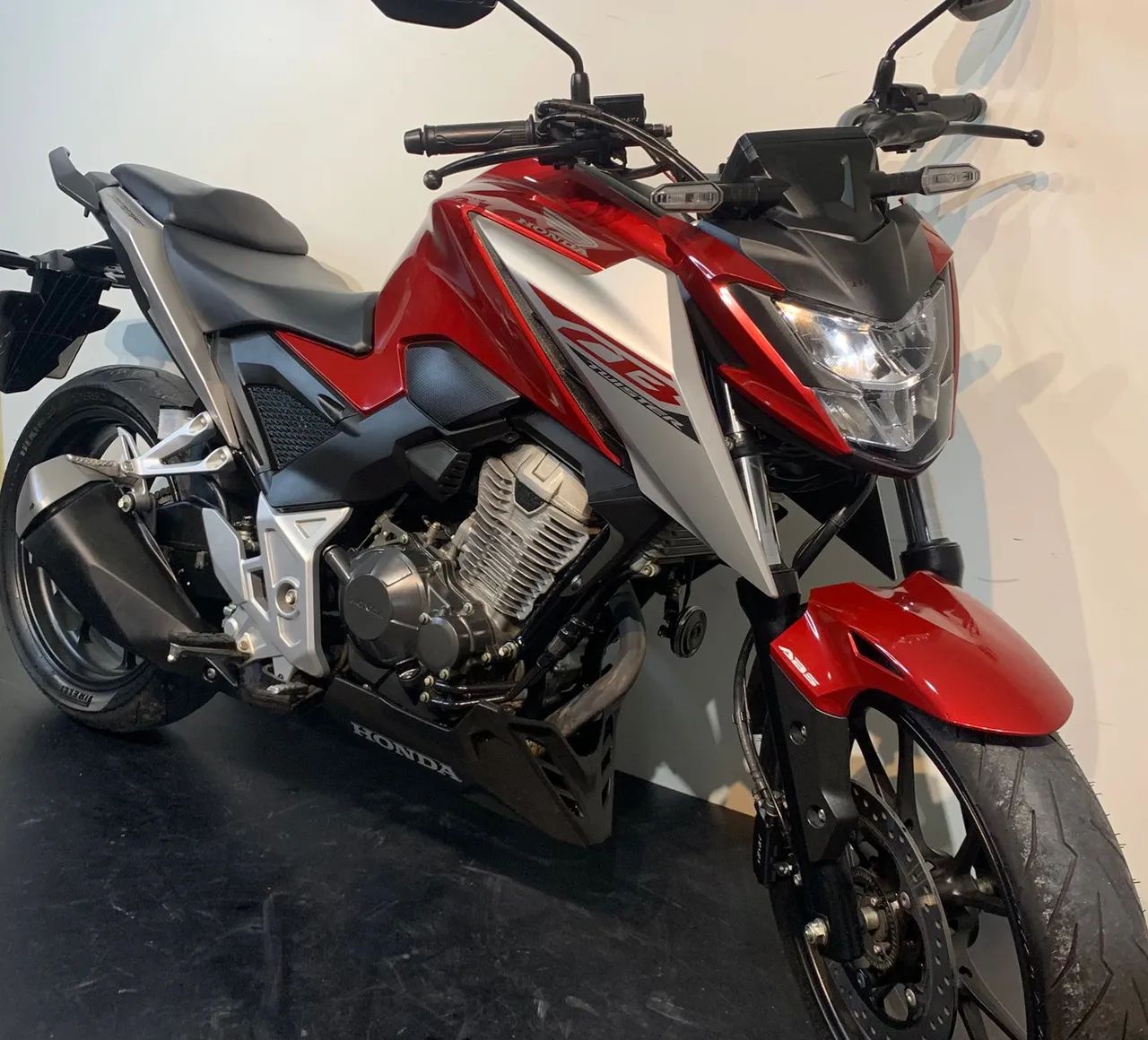 CB 300F Twister Flex - Foto 4