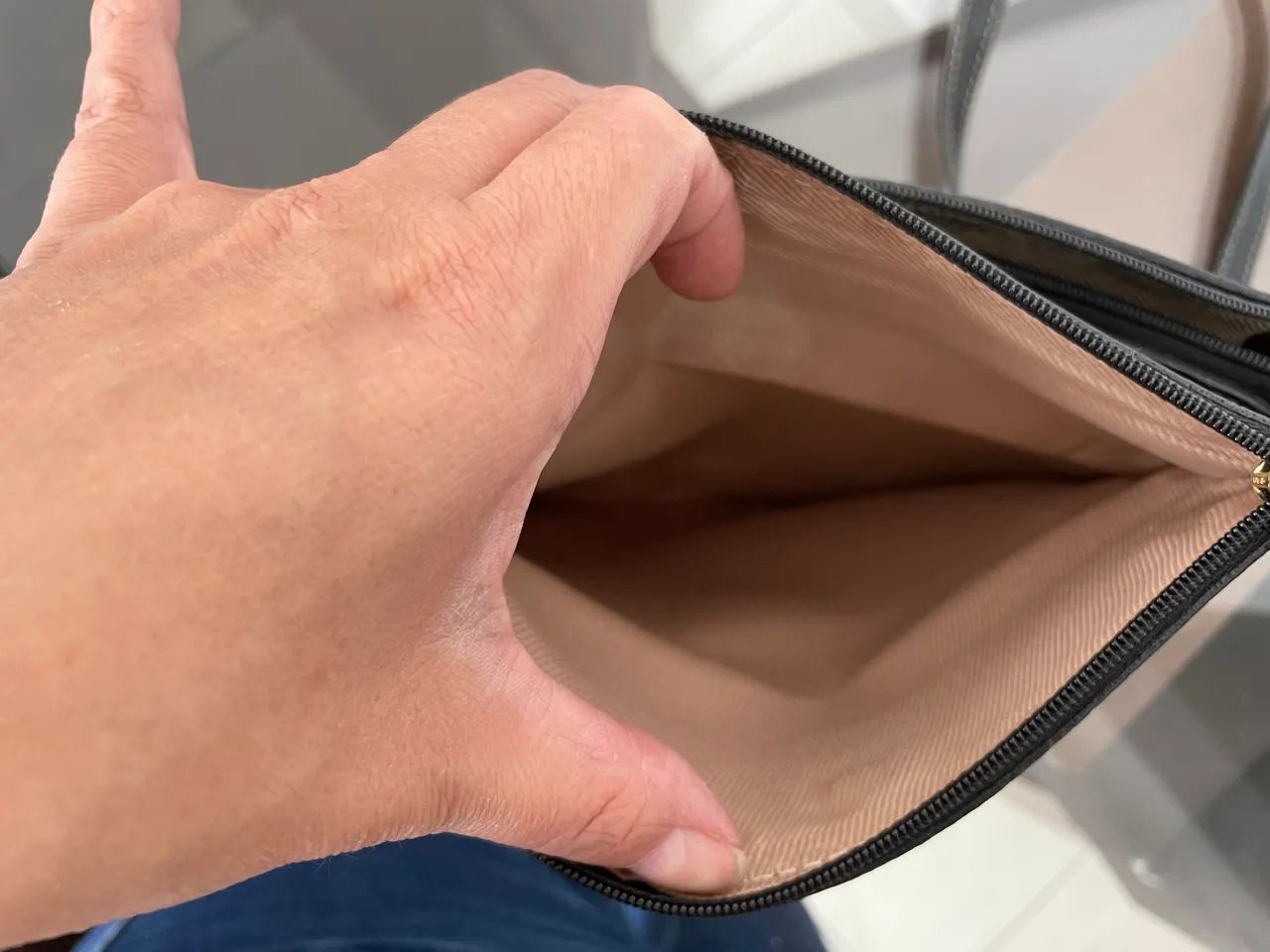 Bolsa Corello em Couro Preto - Foto 4