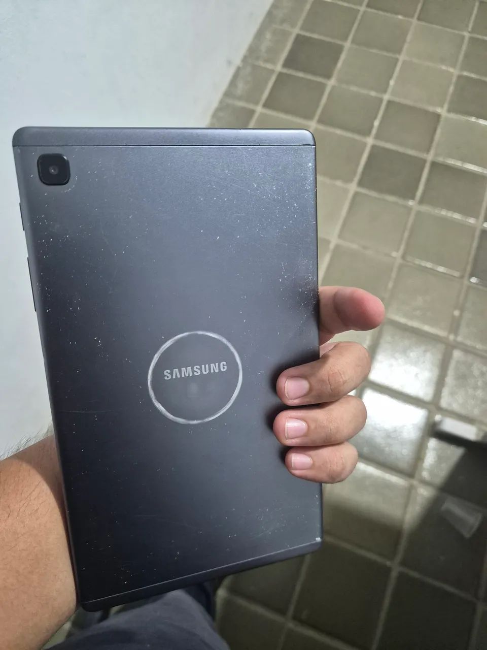Tablet Samsung A7 lite com carregador e capa - Foto 2