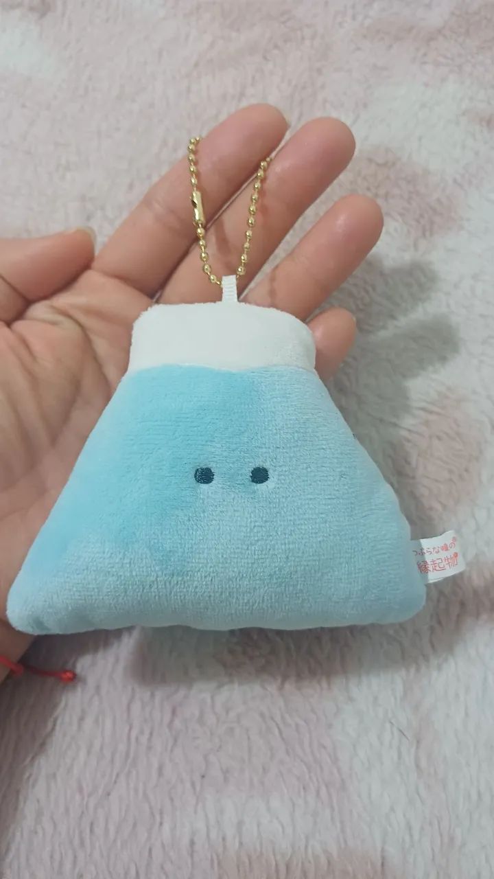 Chaveiro Monte Fuji pelúcia 