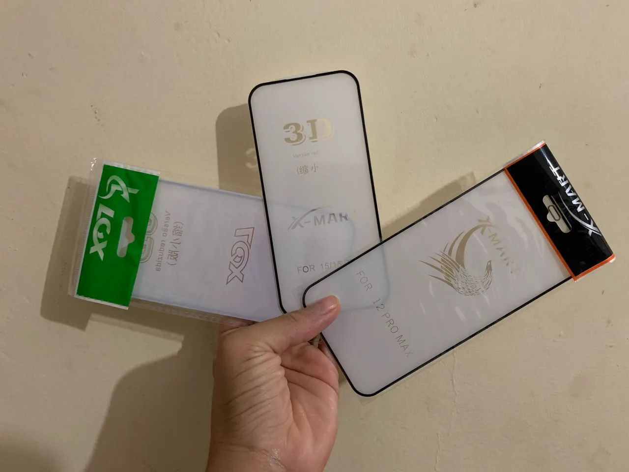 Case IPhone 15 pro max e 14 pro max e películas  - Foto 2