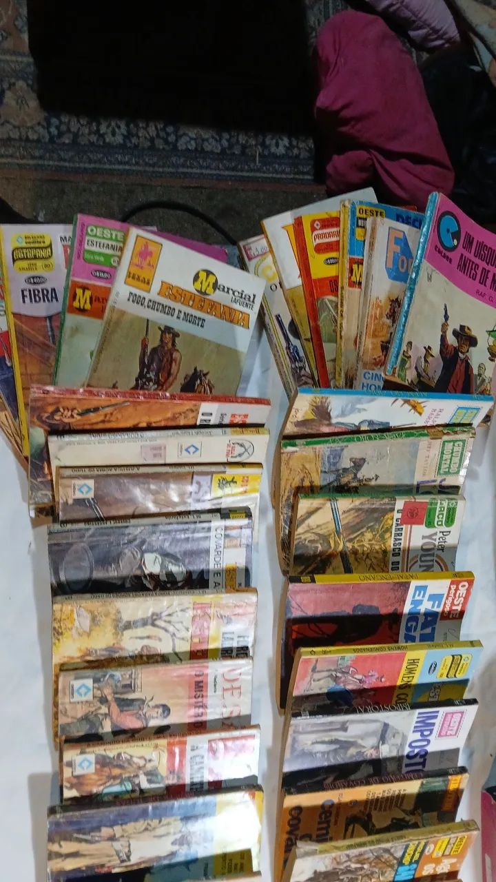Lote de revistinhas antigas contos do velho oeste.  - Foto 3