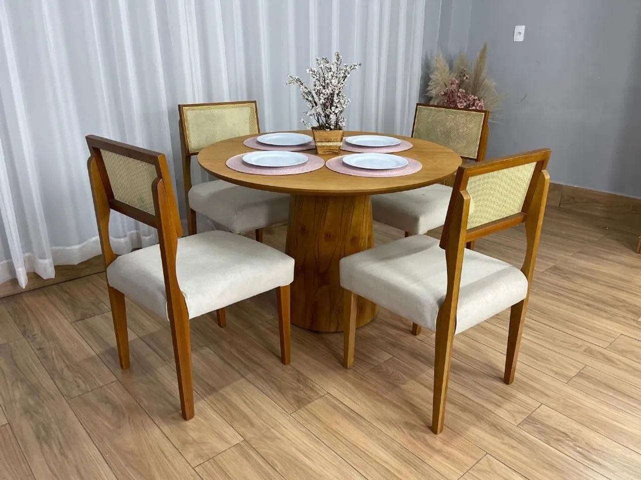 Mesa de Jantar Paris com 4 cadeiras Grécia  - Entrega Rápida 
