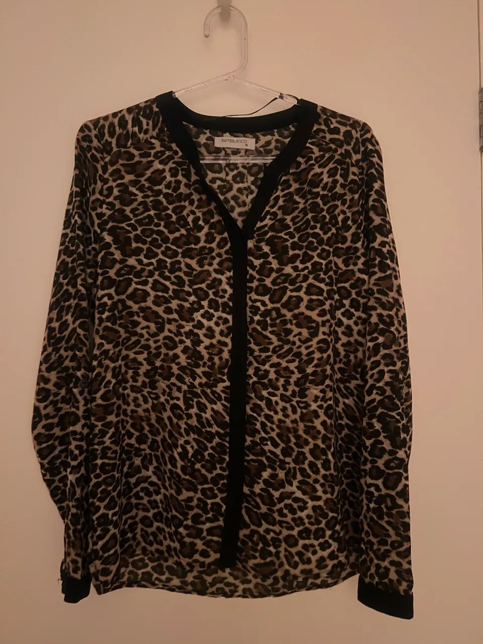 Camisa da Zara - estampa onça - tamanho M