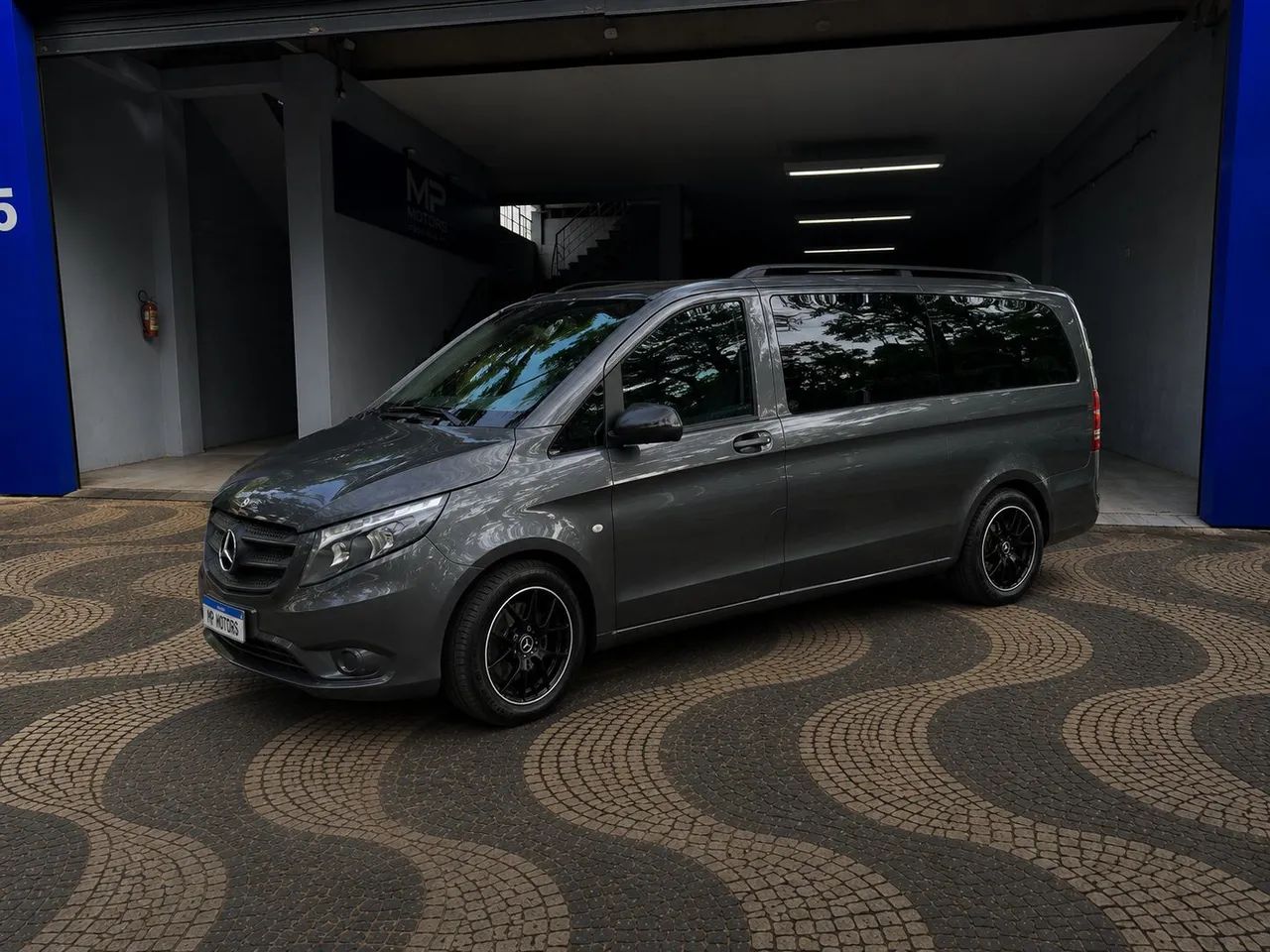 Mercedes-Benz Vito Tourer 119 Luxo 2.0 Flex 8lug. Mec. 2016