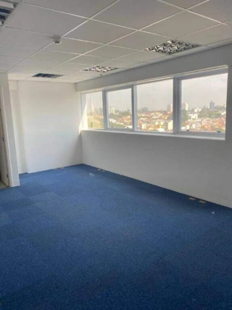 Sala comercial 38 m² com carpete e 1 vaga - São Bernardo do Campo