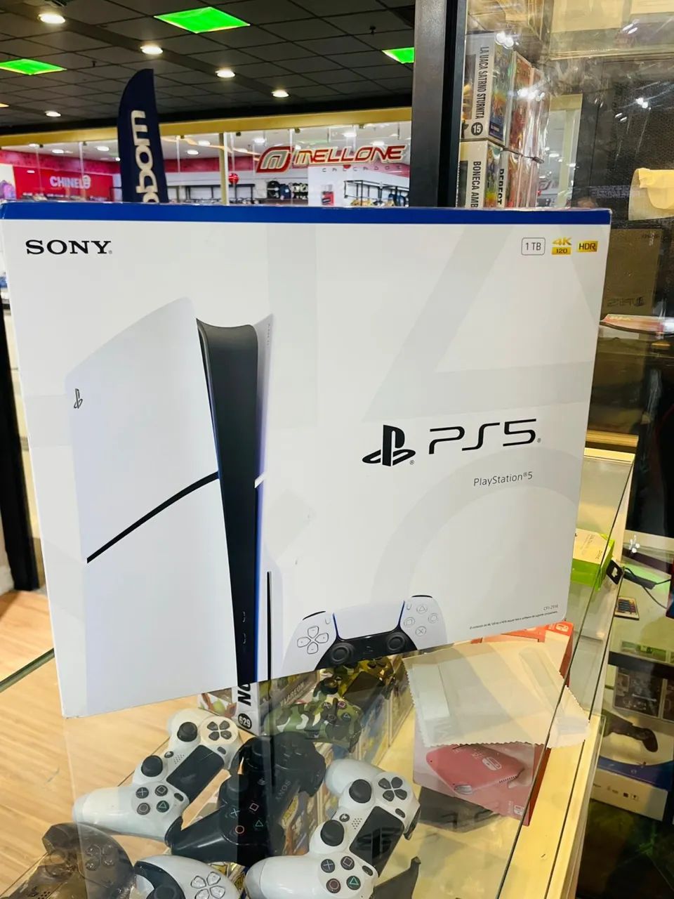 VENDO OU TROCO PS5 SLIM 1 TB com leitor lacrado com garantia   - Foto 3