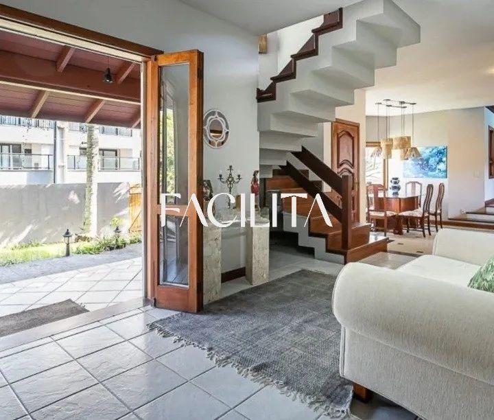 Casa com 4 quartos no bairro Lagoa da Conceição, Florianópolis. - Foto 3