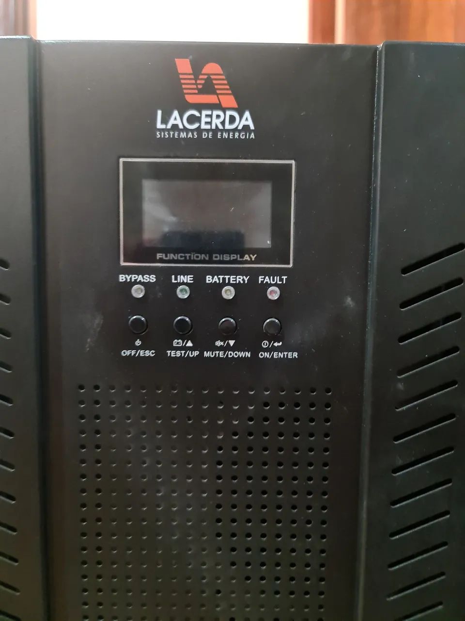 Nobreak 6kva e/s220V bat. Ext.  - Foto 3