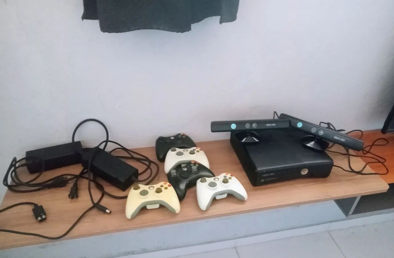 X Box 360 Slim  - Foto 5