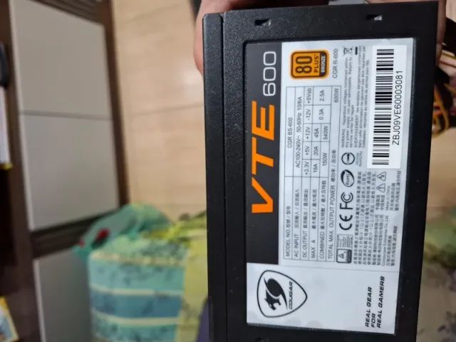 FONTE COUGAR 600W PLUS BRONZE - Foto 2