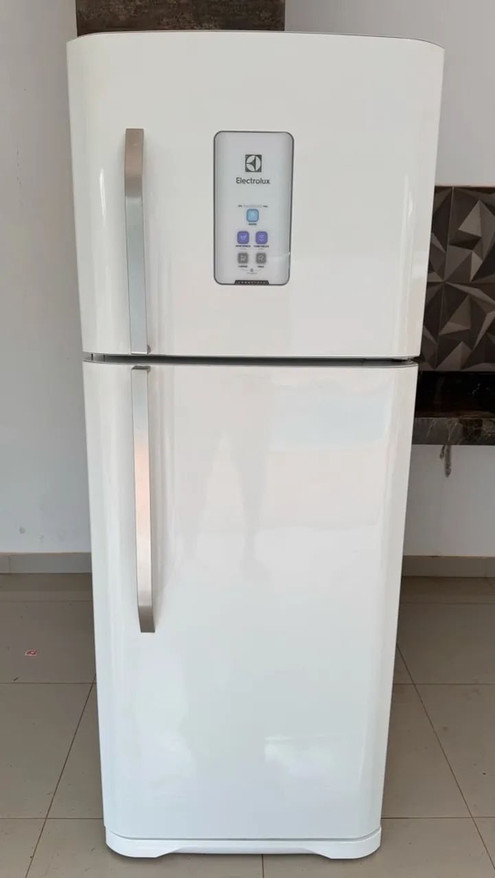 GELADEIRA ELECTROLUX 434L