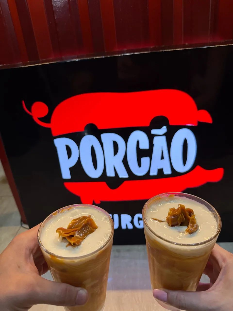 Chapeiro e Aux de cozinha 
