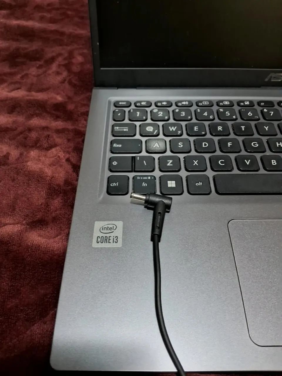 Vende NOTEBOOK 4GB DE MEMÓRIA RAM - Foto 3
