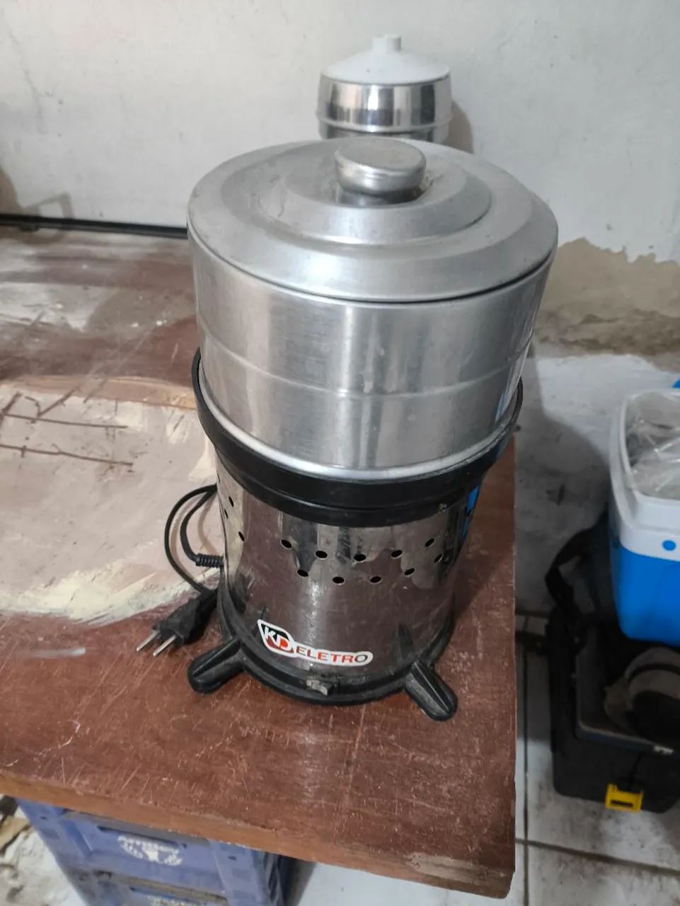 Espremedor de laranja industrial 