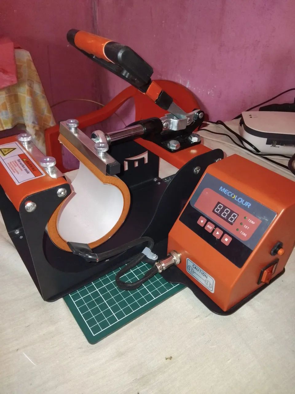 Máquina de sublimação de canecas