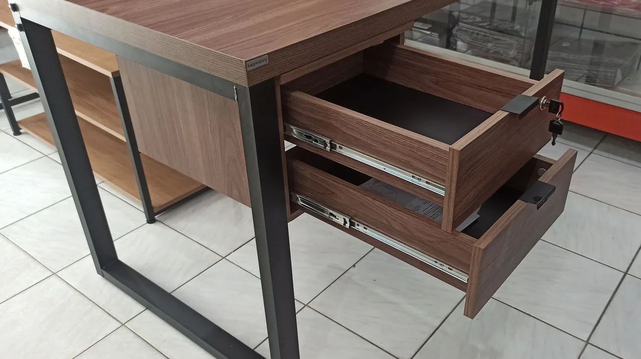 Mesa com 2 gavetas 1.20m  - Foto 4