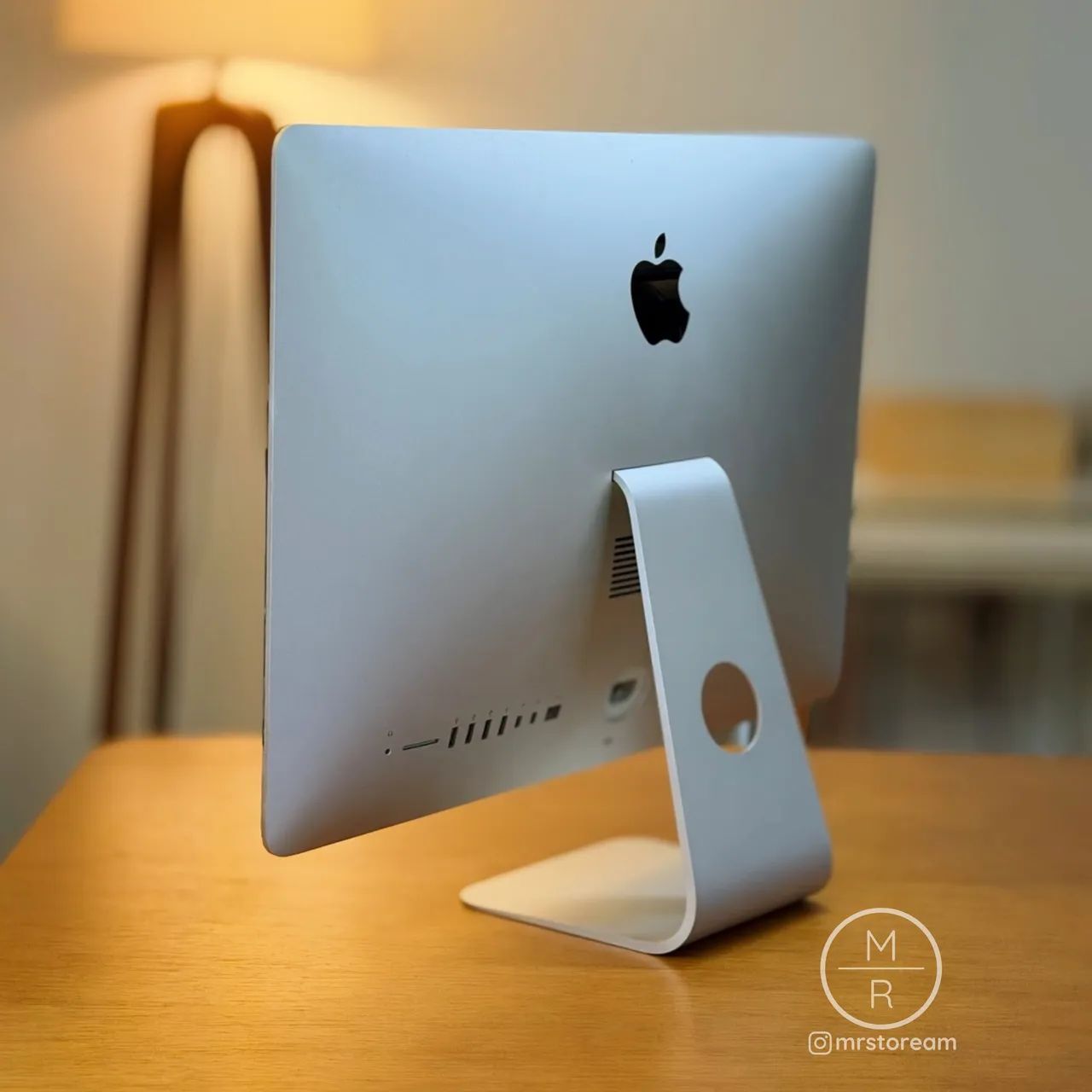 iMac 2015 1 TB 21,5 Pol 4K / Até 18x no cartão - Computadores e