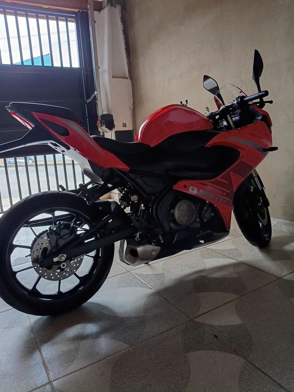 Moto sbm 250s nova 