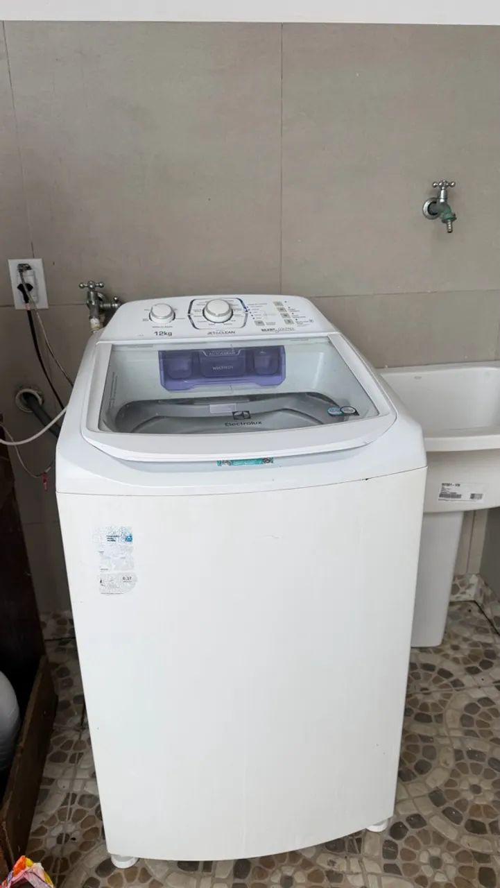 Lava roupa eletrolux 12kg  - Foto 3