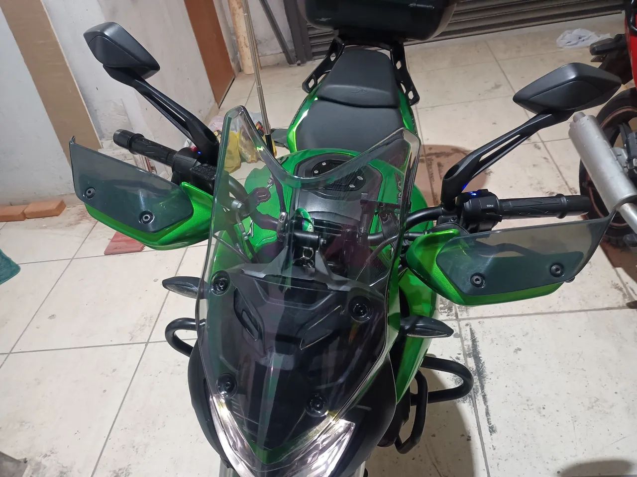Vendo ou troco em moto menor valor  - Foto 3