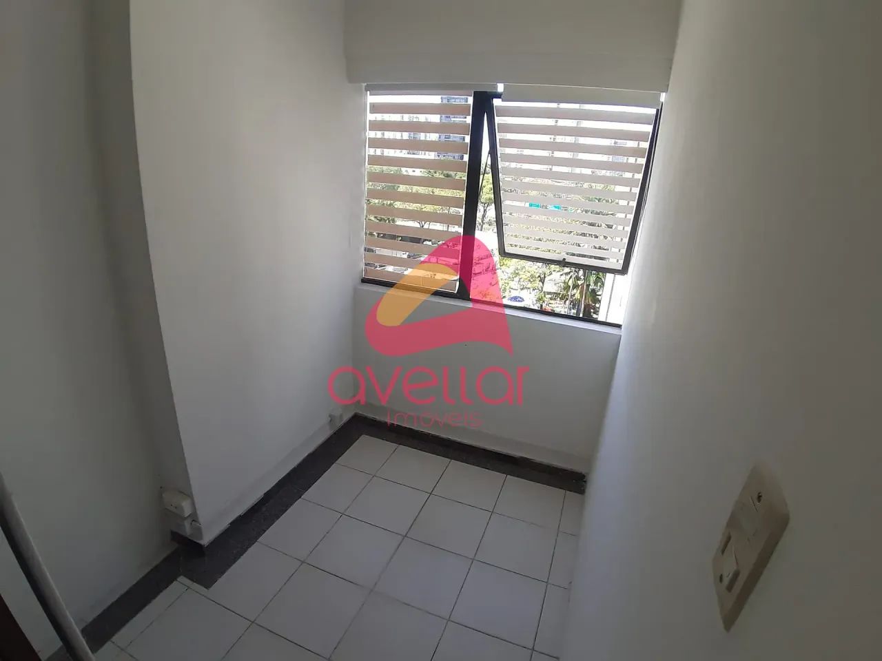 Sala comercial para alugar no Espinheiro, Recife, PE - Foto 4