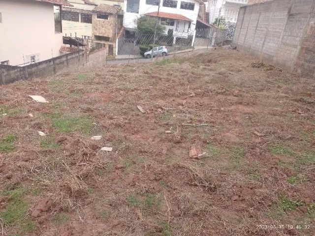 Ótimo terreno com 480 metros quadrados 