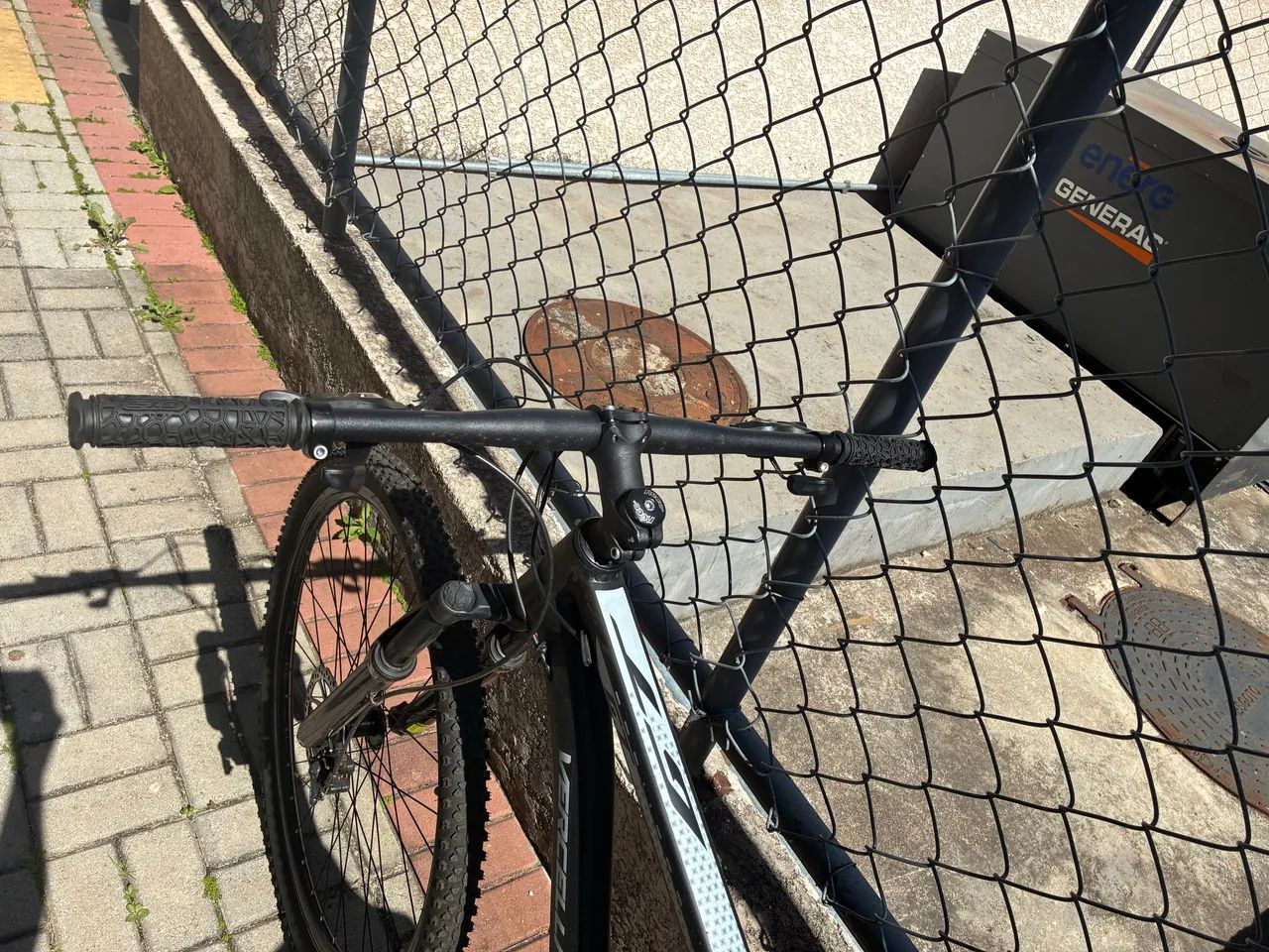 Bicicleta Vercelli Aro 29 - Preta - Foto 5