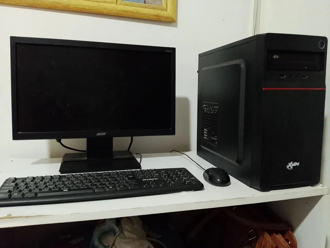PC Completo i5/4GB/SSD 128GB 18.5" Acer