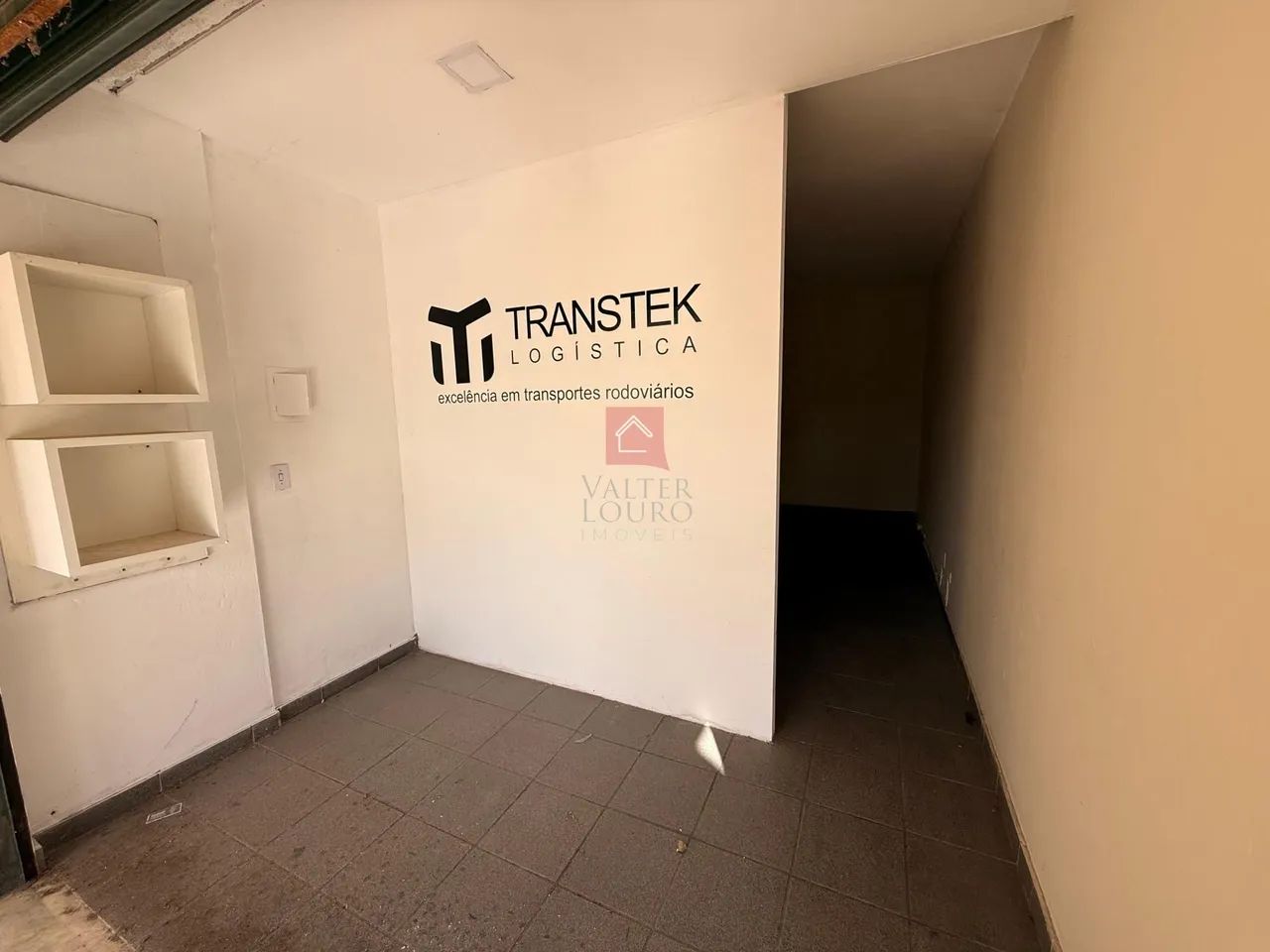 Loja à venda na Rua Teresa, Petrópolis RJ.