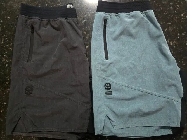 BSCROSS - Short c/ bolso e zíper
