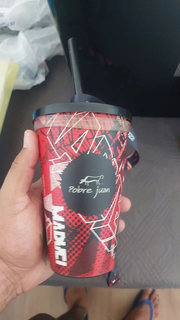 Copo exclusivo marvel ccxp 2022 - Foto 2