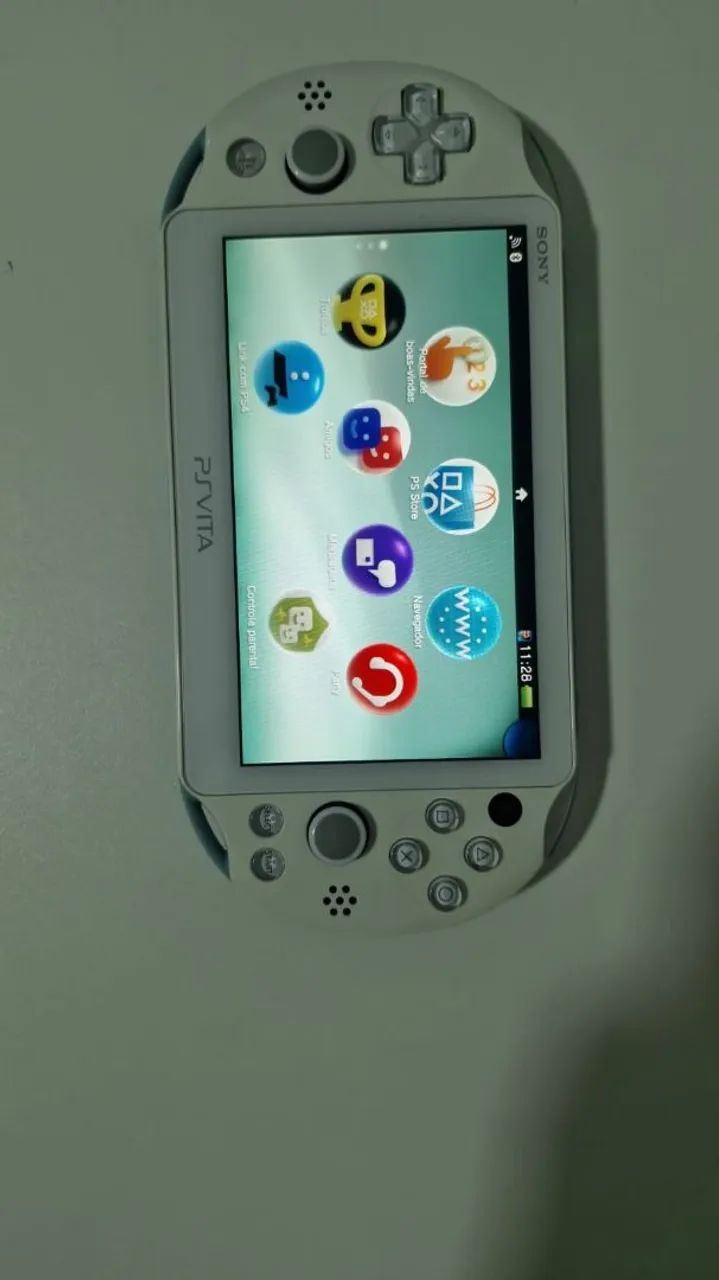 Psvita branco com 1 jogo original 