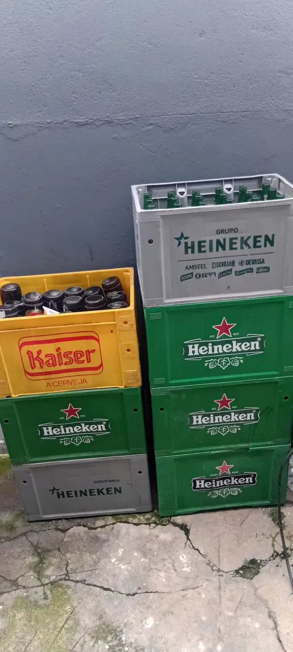 Caixa de Heineken 600 