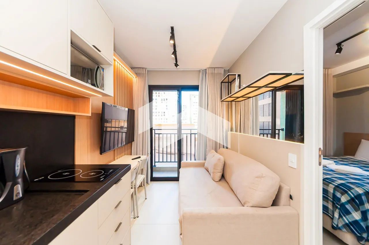 Apartamento com 26 m², 1 quarto para alugar no Centro.