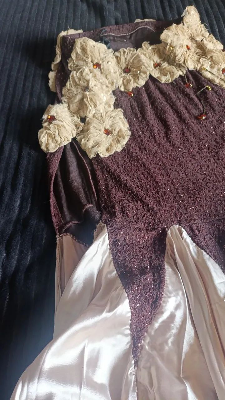 Roupa dança do ventre vinho creme  - Foto 5
