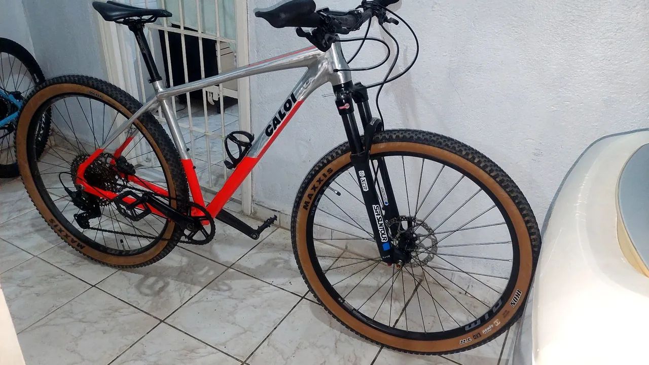 MTB caloi elite.  