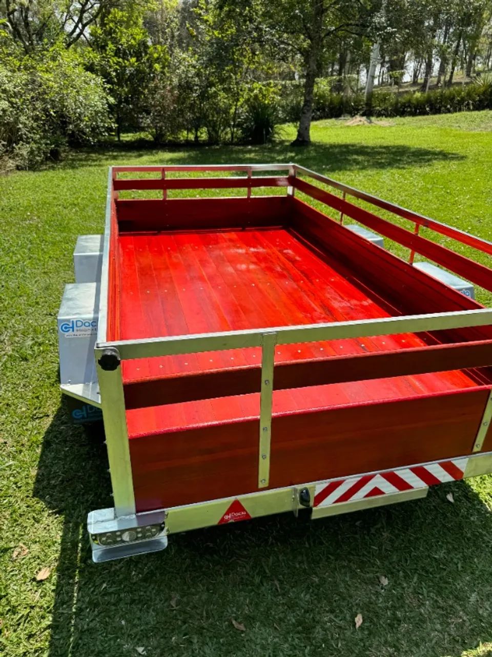 CARRETINHA REBOQUE NOVA - PRONTA PARA USO E EMPLACAMENTO! 
