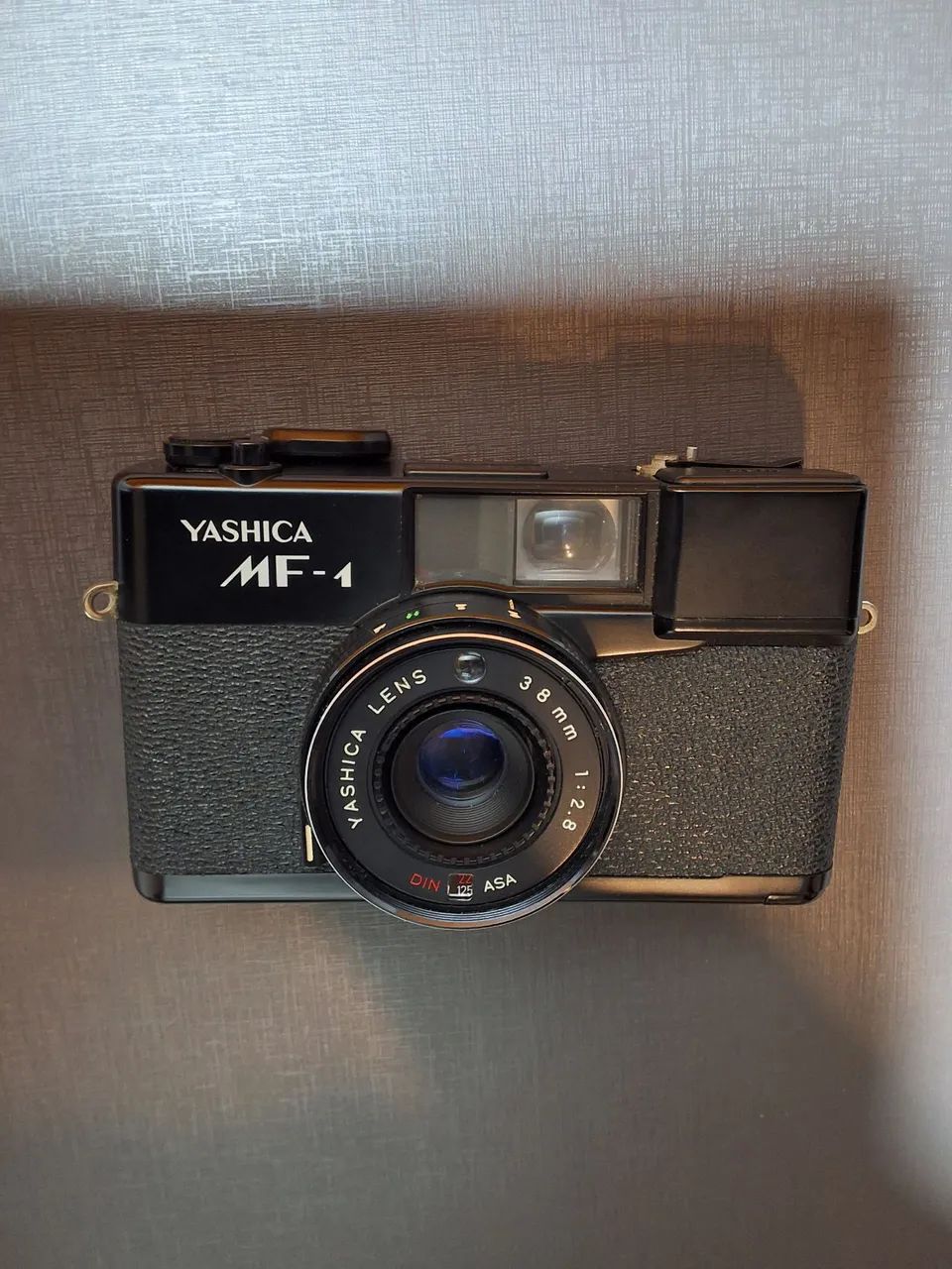 Yashica MF-1 - Câmera Analógica Clássica - Câmeras e Filmadoras