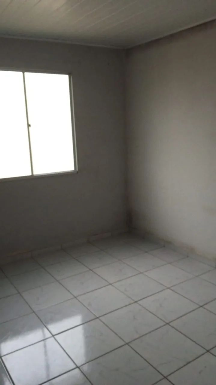 Vendo imóvel , com varanda, garagem  - Foto 2