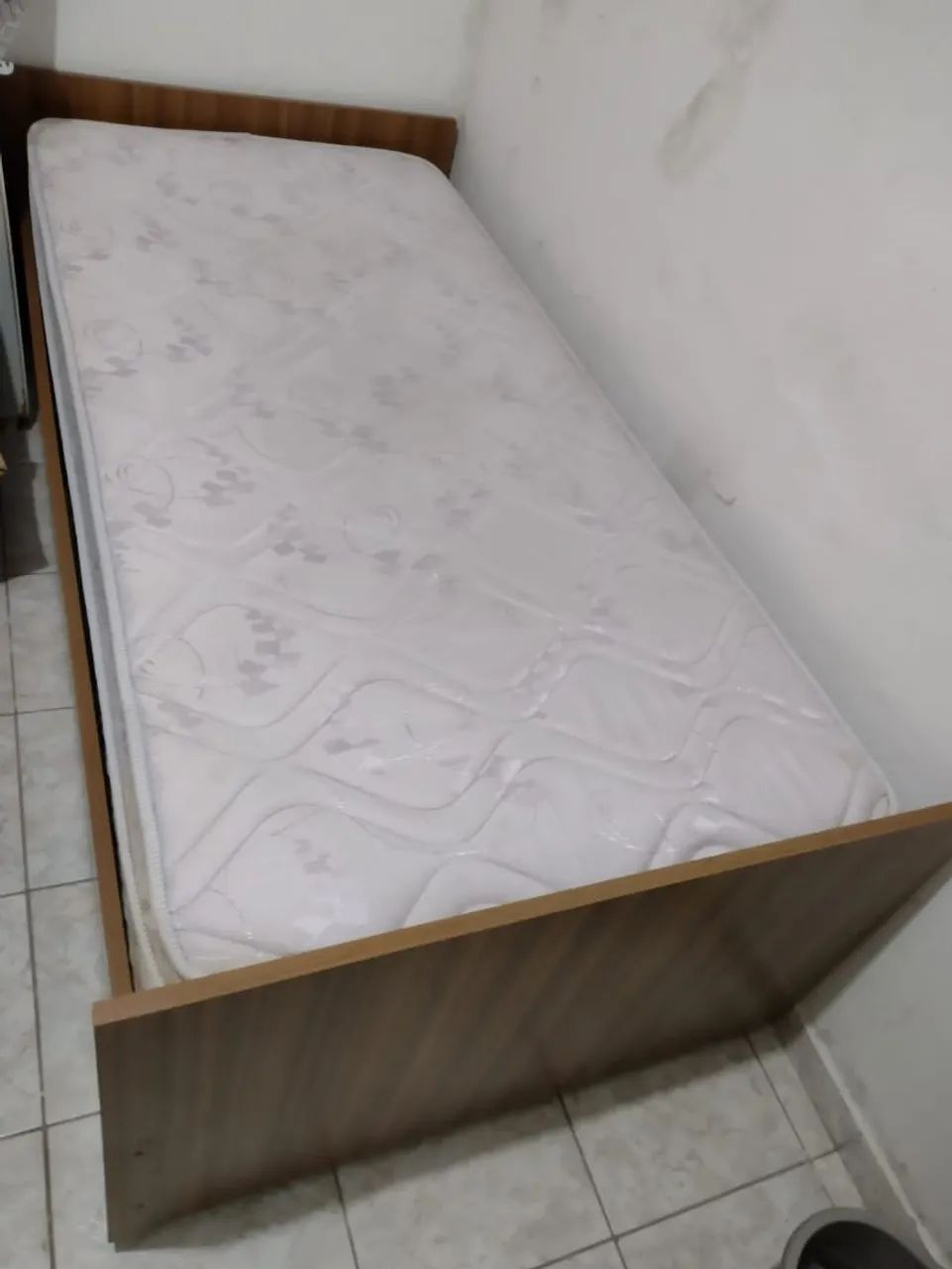2 Guarda roupas em MDF com cama de solteiro confeccionados sob medida - Foto 4