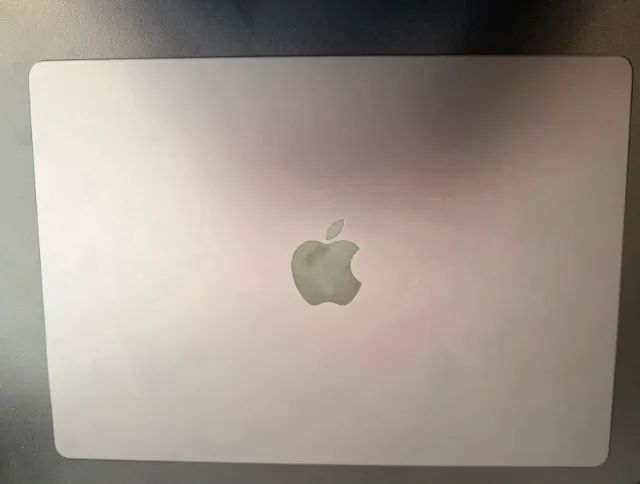 MacBook Pro M5 - 16GB RAM / 1 TB SSD - Como Novo