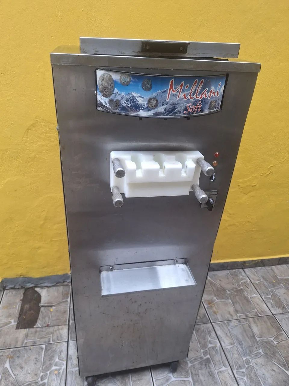 Máquina de sorvete  - Foto 4