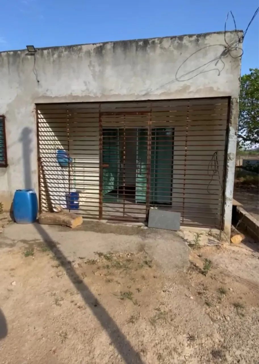 Vendo casa urgente  99.990.00