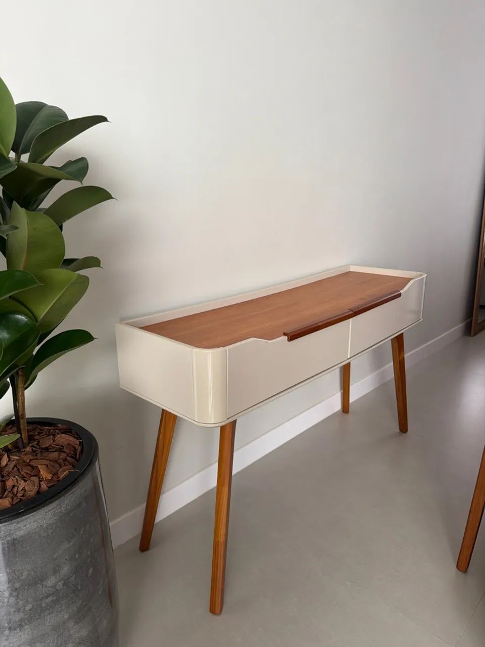 Aparador moderno 