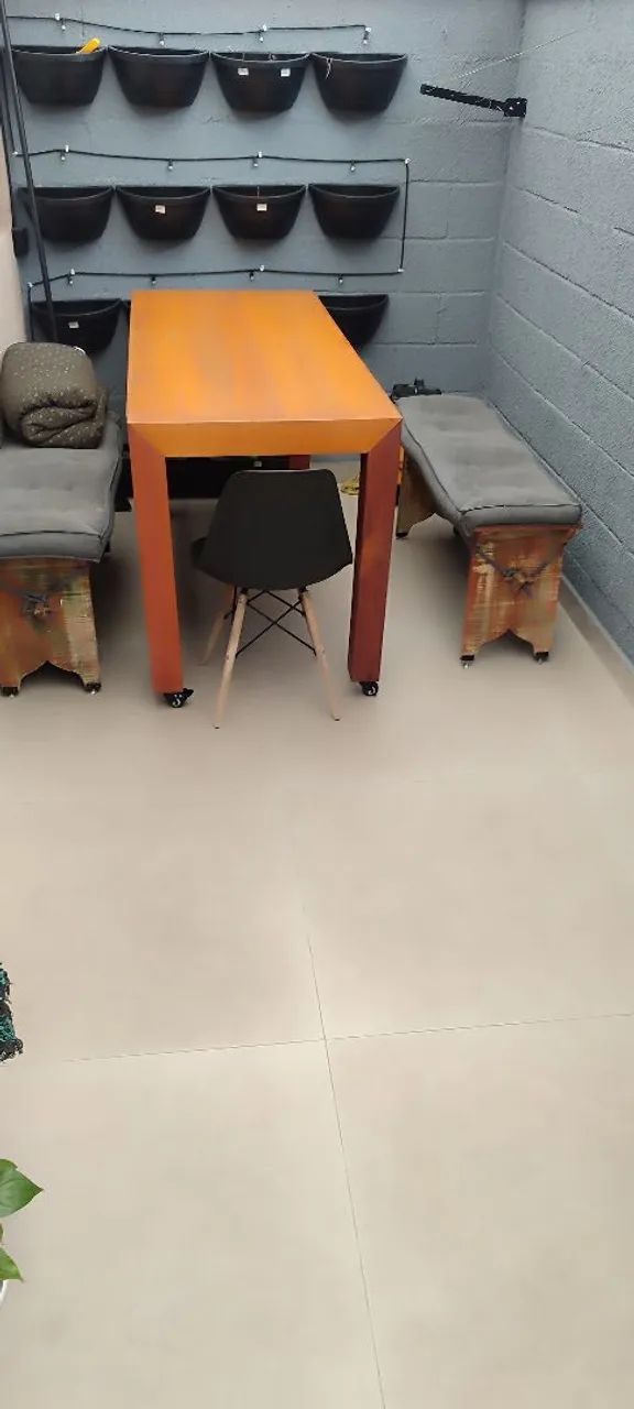 Mesa rústica 1,60 x 0,70 - Foto 5