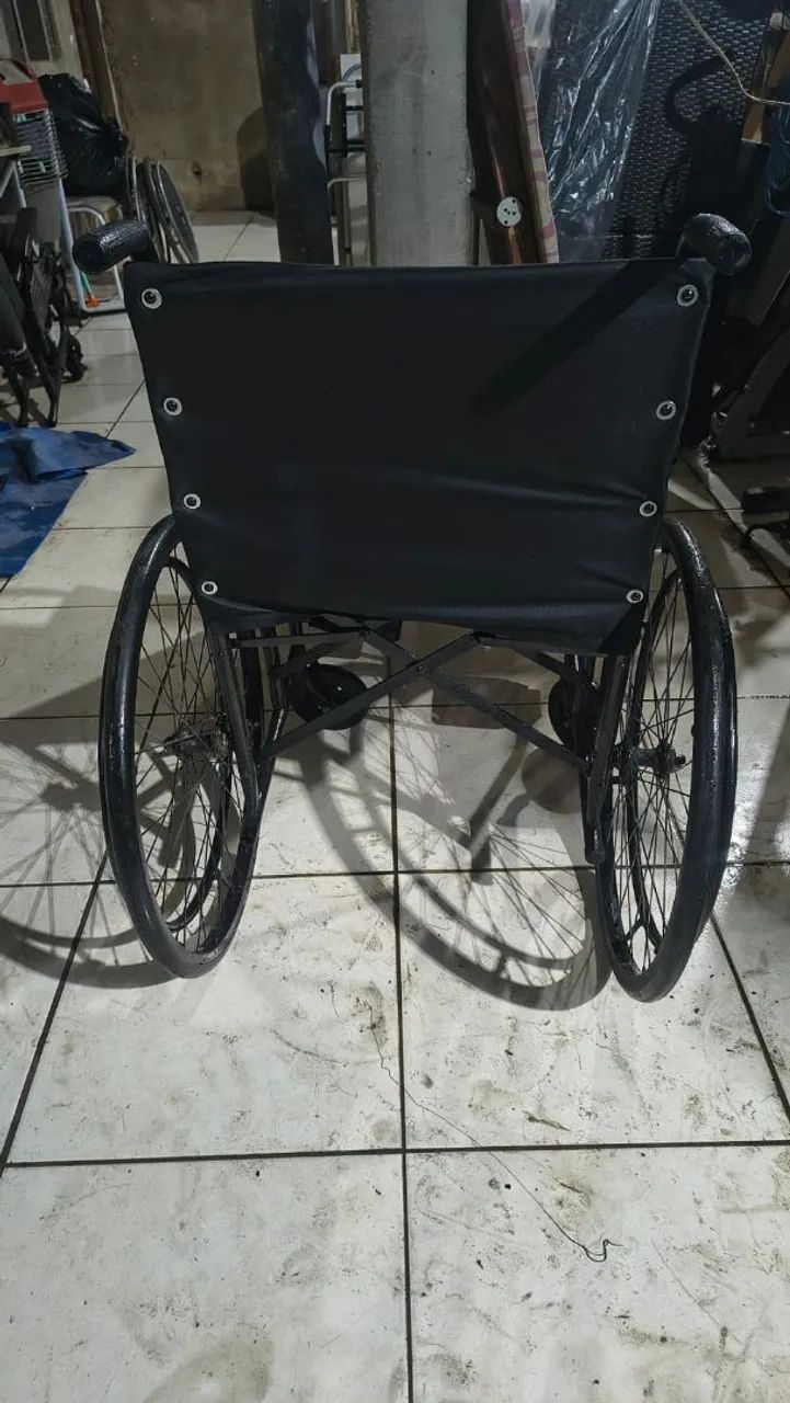 CADEIRA DE RODAS  - Foto 2