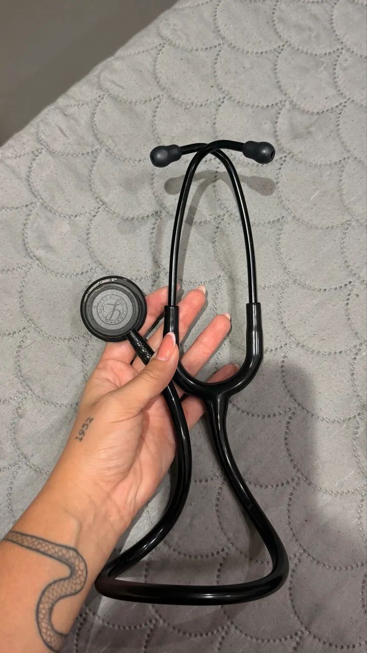 Vendo estetoscópio Littmann 3M classic III - Foto 2