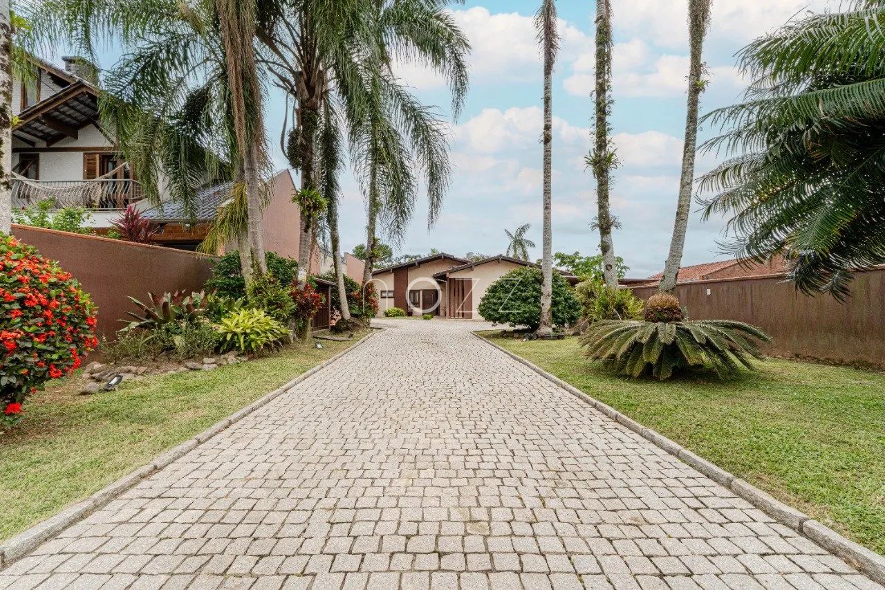 Casa no Bom Retiro com 1.070m² de terreno - Foto 2