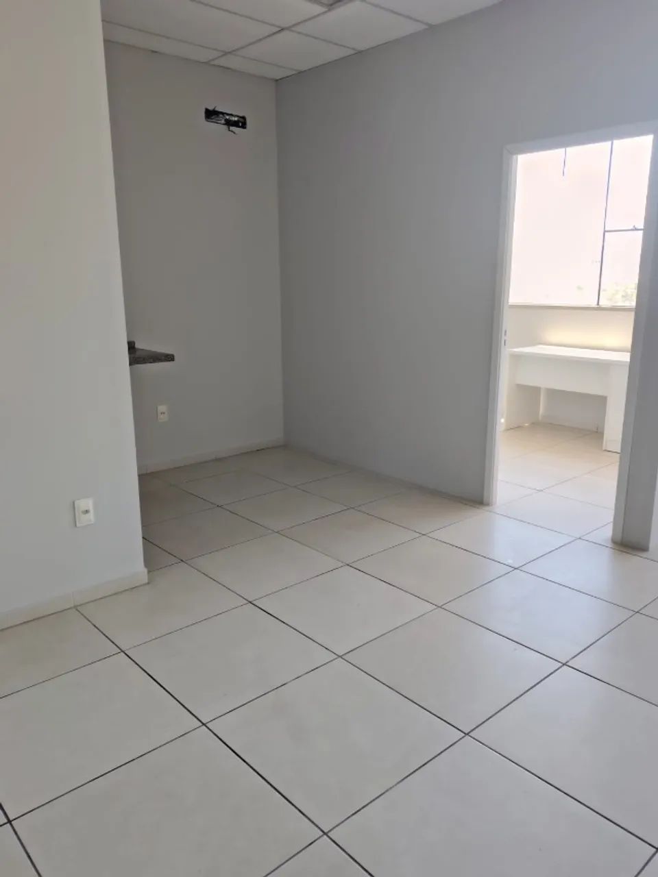 ALUGO  Sala  Centro Comercial em Ingleses do Rio Vermelho - Foto 4